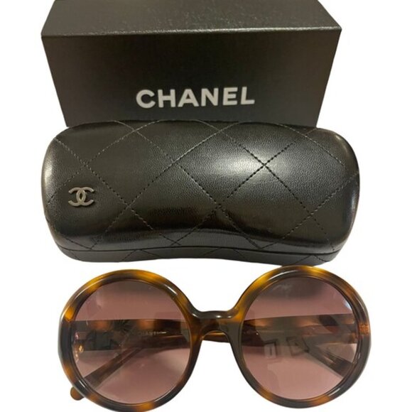 Chanel Sunglasses main image 4